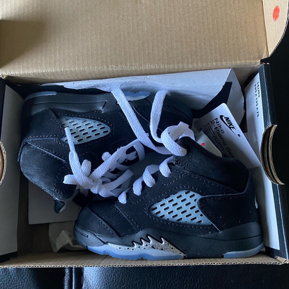 Jordan Kids Black and Gray Sneakers